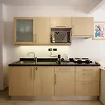 Jacuzzi Studio By The Historic Pyramids Apt4